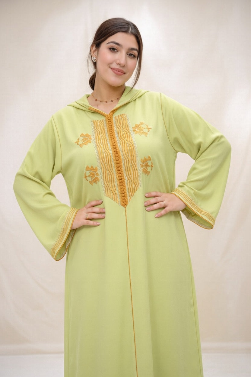 جلابة خضراء ليمونية بتطريز تقليدي فاخر