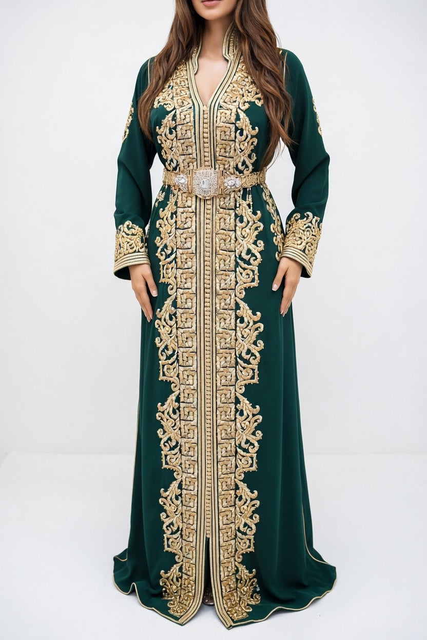 قفطان أخضر ملكي بتطريز ذهبي فاخر
