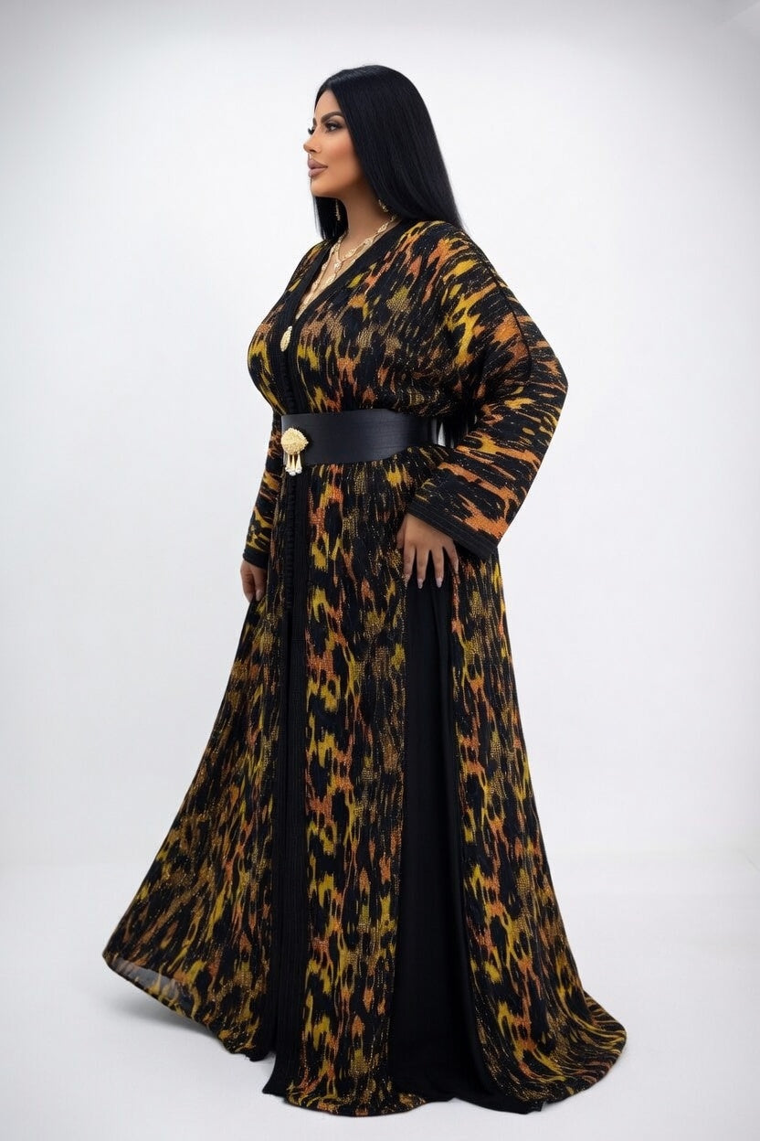 تكشيطة فخمة بنقشة أنيقة مع حزام أسود راقي