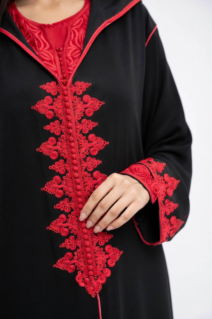 جلابة سوداء أنيقة بتطريز أحمر فاخر