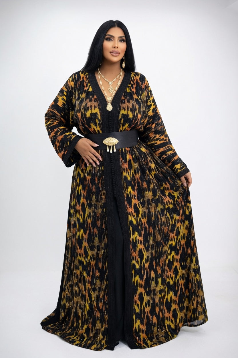 تكشيطة فخمة بنقشة أنيقة مع حزام أسود راقي