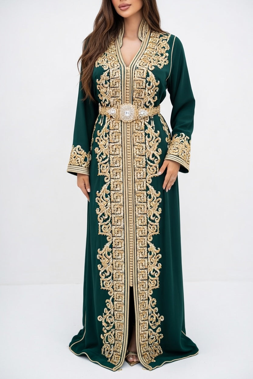 قفطان أخضر ملكي بتطريز ذهبي فاخر