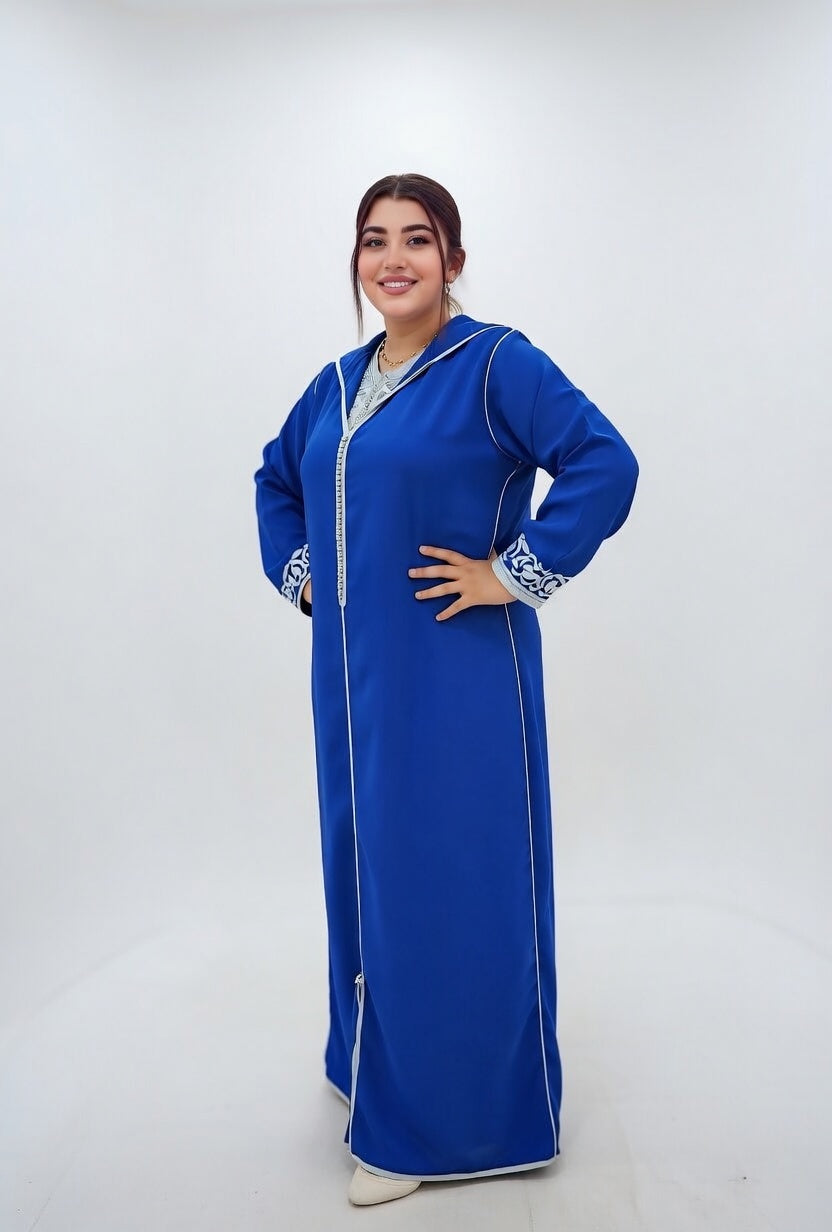 جلابة زرقاء ملكية بتطريز سماوي – أناقة مغربية بلمسة عصرية
