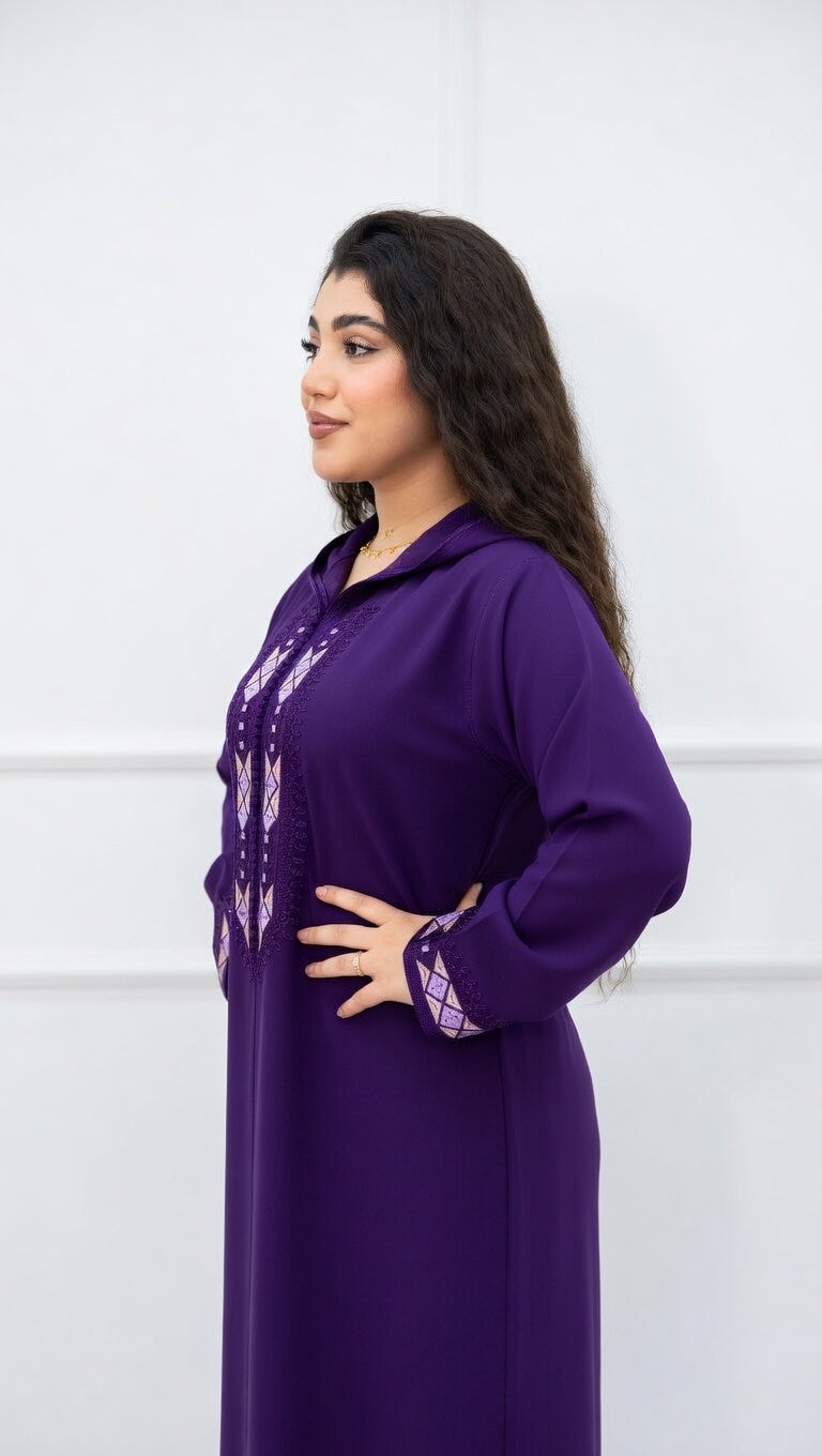 جلابة "فيروز المنارة" الراقية بتطريز ذهبي وشغل المعلم