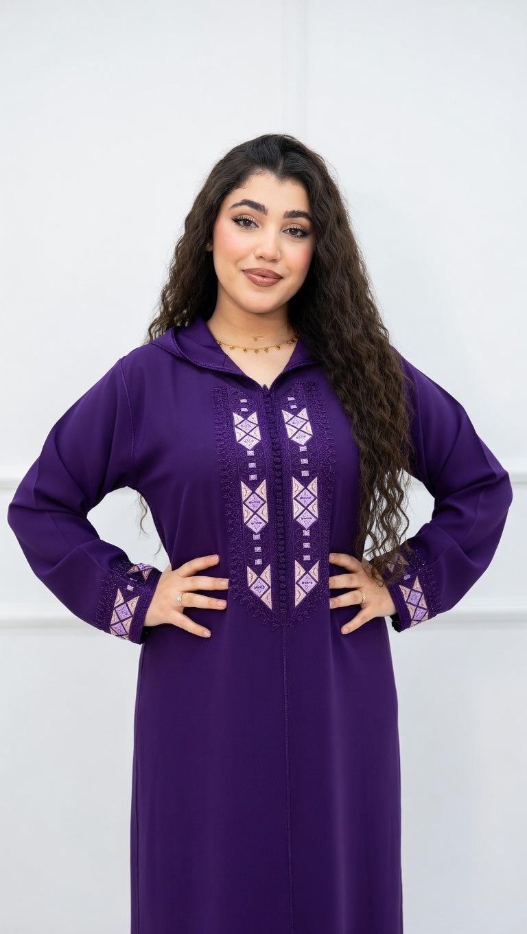 جلابة "فيروز المنارة" الراقية بتطريز ذهبي وشغل المعلم