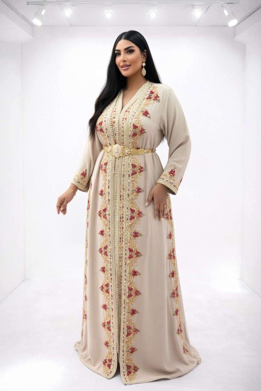 تكشيطة بيج فاخرة بتطريز ذهبي ولمسات وردية