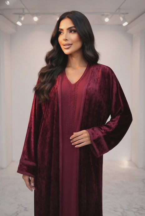 كيمونو مخملي فاخر مع قفطان ديالو – لون عنابي أنيق