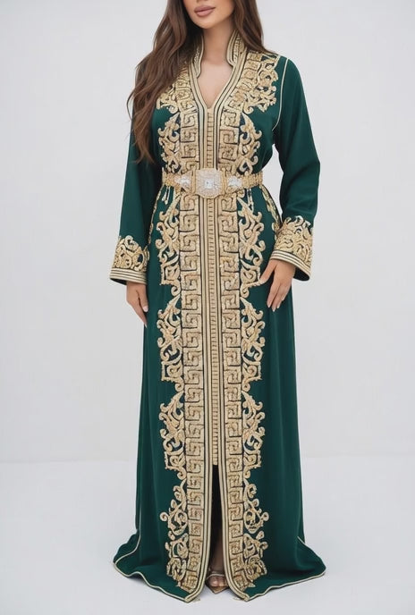 قفطان أخضر ملكي بتطريز ذهبي فاخر